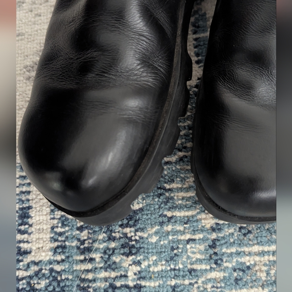 Camper Black Leather Slip-On Clogs - Picture 6 of 8